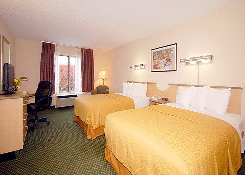 Clarion Pointe Indianapolis Northeast Hotel 3*